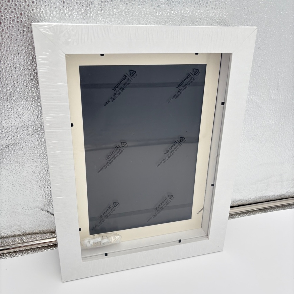 NWOT White Shadow Box Picture Frame With Hangers